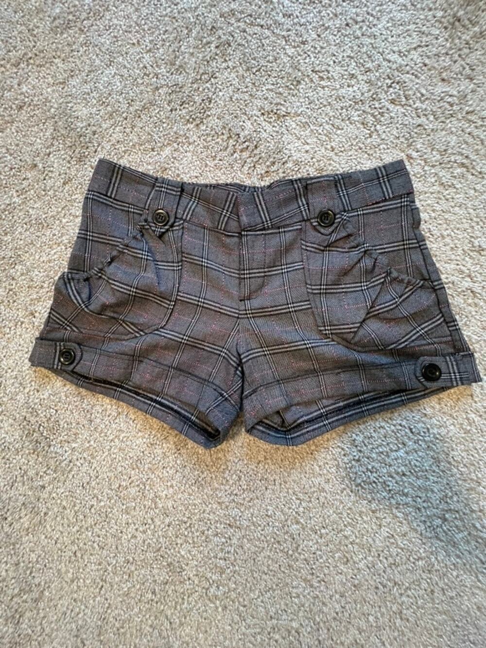 Fleurish Plaid Ruffle Pocket Low Rise Micro Shorts Gray Pink Size 11 Y2K Indie